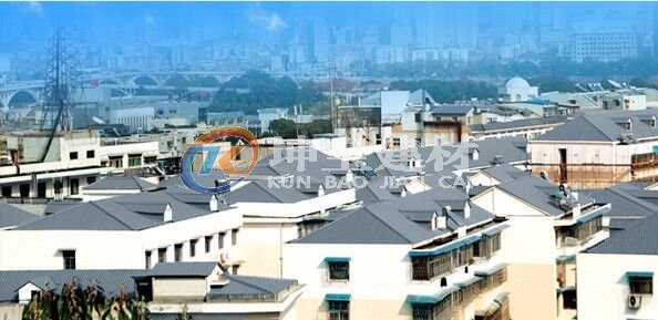 合成樹脂瓦質(zhì)輕承載力強，是平改坡的理想選擇